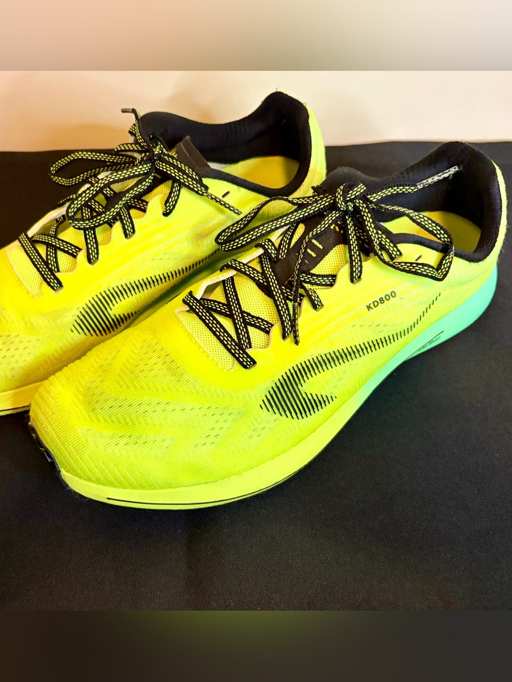 Decathlon Kiprun KD800 Men’s Size 11 Lightweight Running Sneaker Lace-Up
